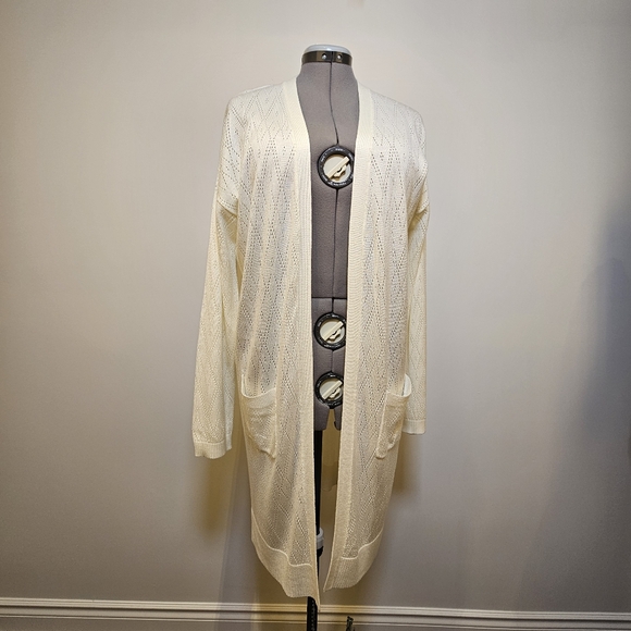 Creamy white long sleeve acrylic knit cardigan size L US - Picture 2 of 6